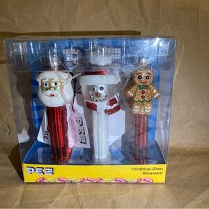 Pez ornaments set